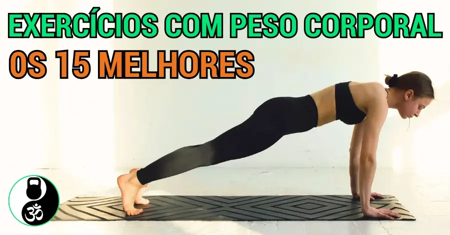 Mulher em posição de prancha alta, demonstrando exercício com peso corporal para fortalecimento do core.